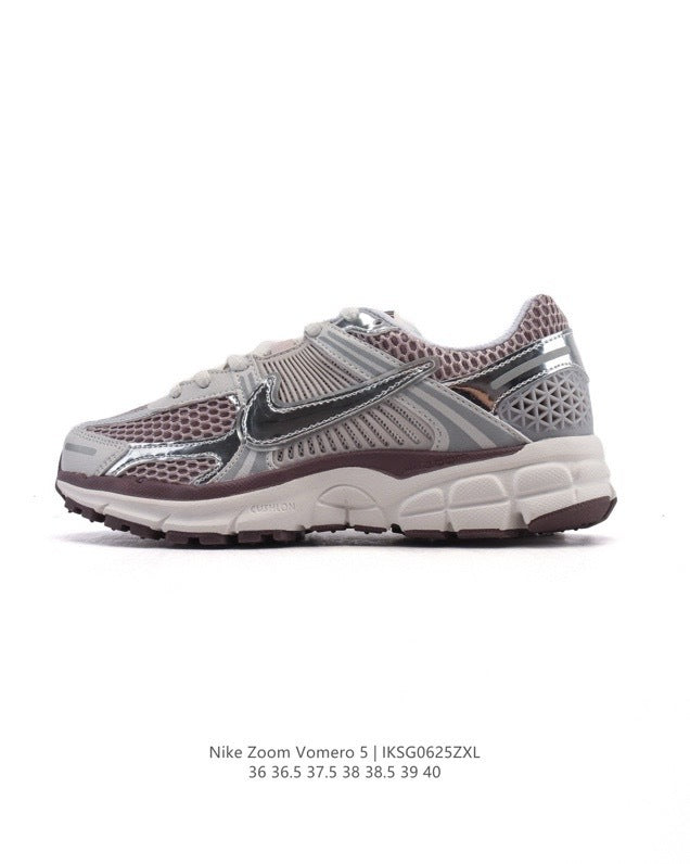 Nike Zoom Vomero 5