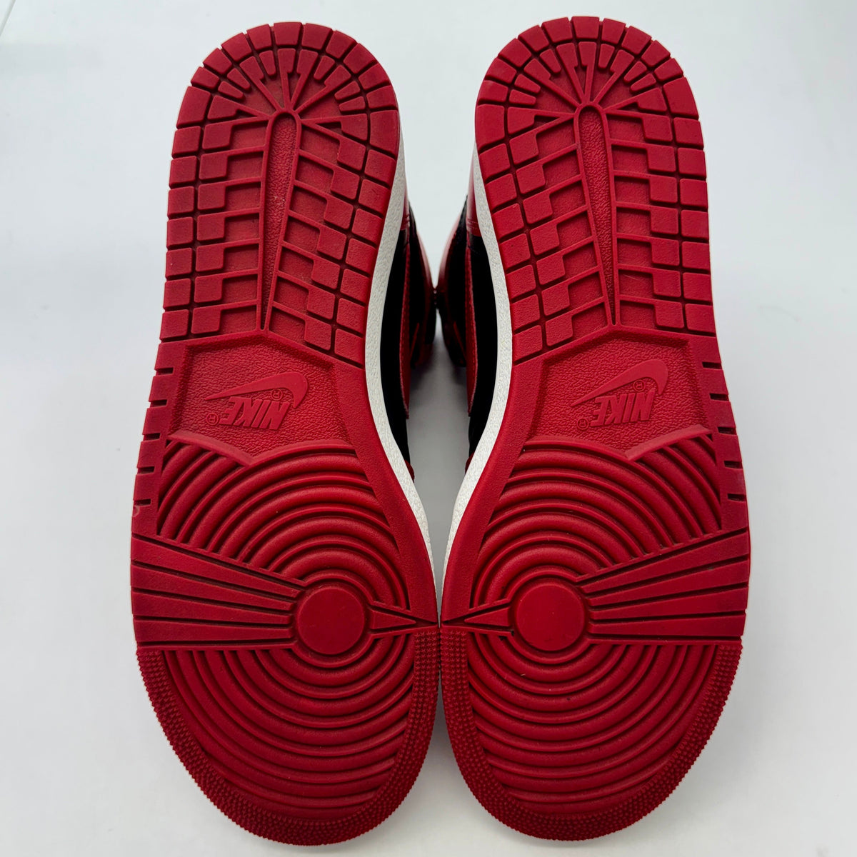 Jordan 1 Retro High '85 Varsity Red