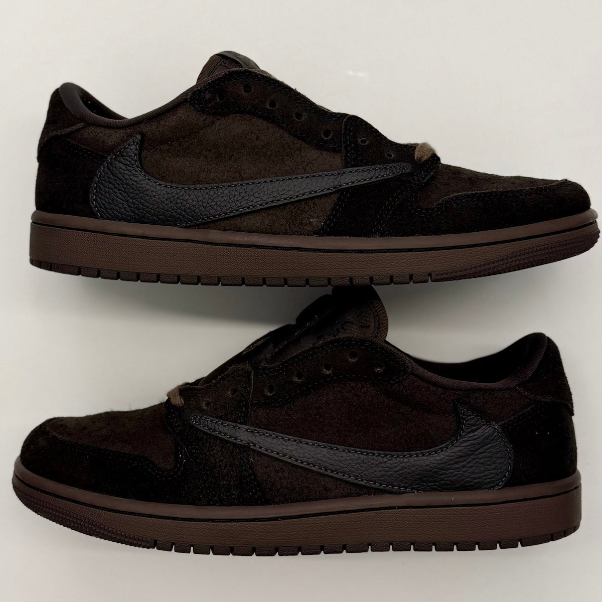 Jordan 1 Retro Low OG SP Travis Scott Velvet Brown