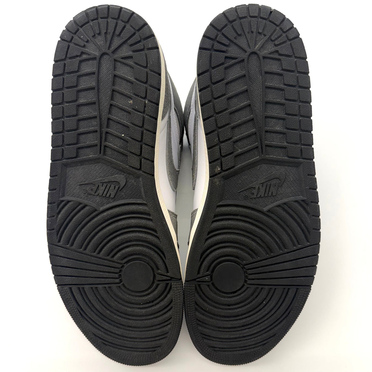 Jordan 1 Retro High OG Washed Black